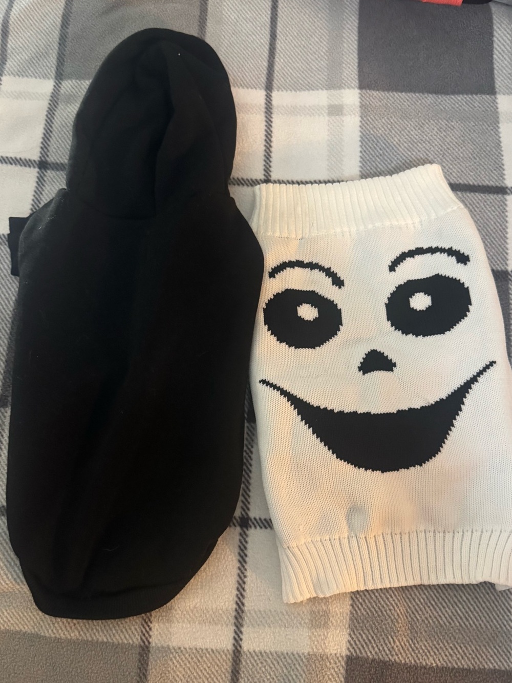 5/$20- Small/Medium dog black hoodie and ghost Halloween costume